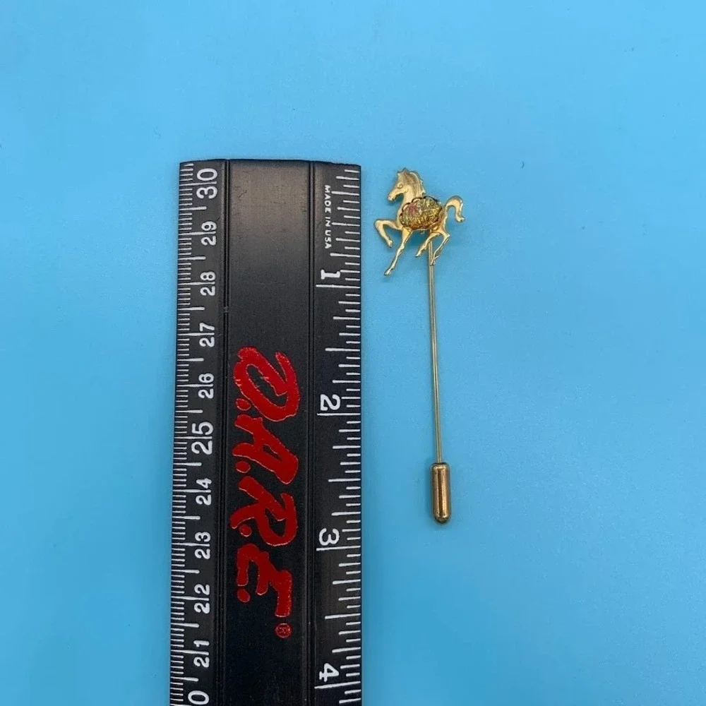 Vintage Horse Equestrian‎ Stick Pin Hat Lapel Gold Toned